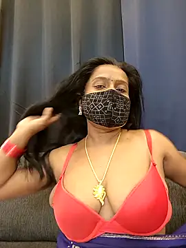 Snapshot of misti-boudii chatting on April 6, 2026, 4:46 am misti-boudii online show from April 6, 2026, 4:46 am