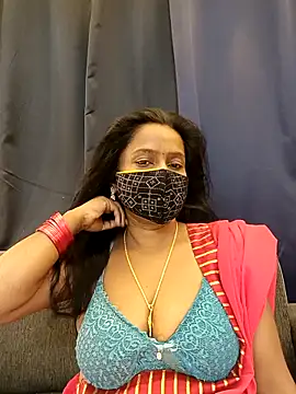 Snapshot of misti-boudii chatting on April 4, 2026, 11:22 pm misti-boudii online show from April 4, 2026, 11:22 pm