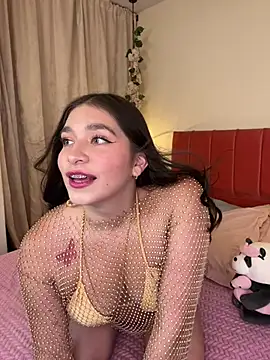 Snapshot of Caandace chatting on May 20, 2026, 7:22 pm Caandace online show from May 20, 2026, 7:22 pm