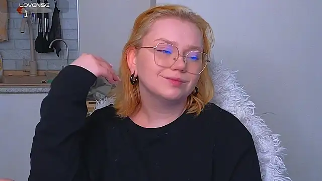 soft focus online show from June 9, 2026, 4:57 am