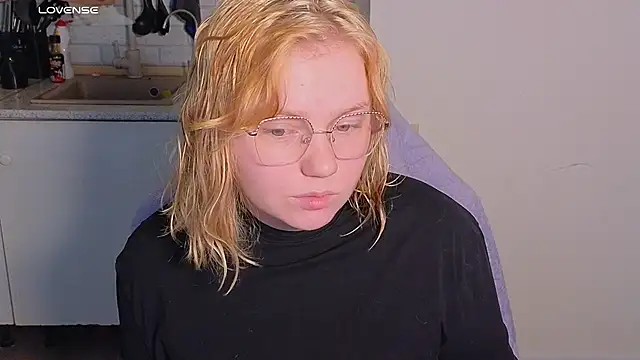soft focus online show from May 25, 2026, 4:56 am