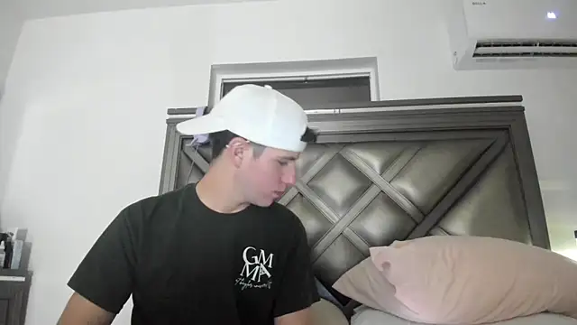 Snapshot of gayndepressed chatting on March 4, 2026, 1:13 am gayndepressed online show from March 4, 2026, 1:13 am