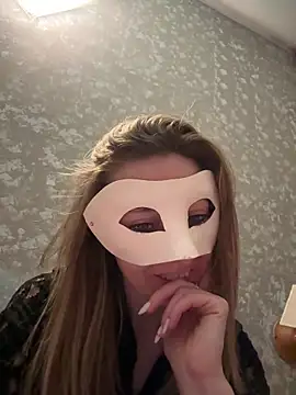 AdamoedEva online show from March 29, 2026, 10:11 pm