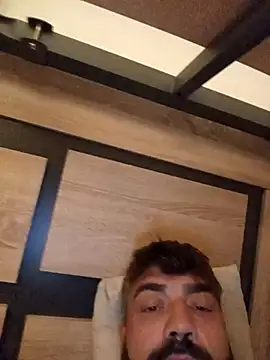 turistahot online show from April 17, 2026, 10:56 pm