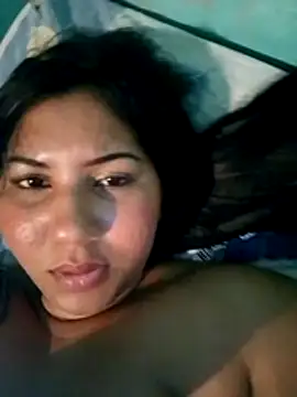 Snapshot of zul40 chatting on April 2, 2026, 10:49 pm zul40 online show from April 2, 2026, 10:49 pm