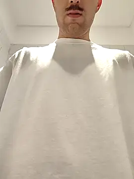 Snapshot of straightdude99 chatting on March 2, 2026, 8:16 pm straightdude99 online show from March 2, 2026, 8:16 pm