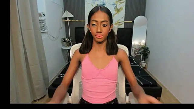 BlackbarbieXXL online show from April 4, 2026, 5:08 pm