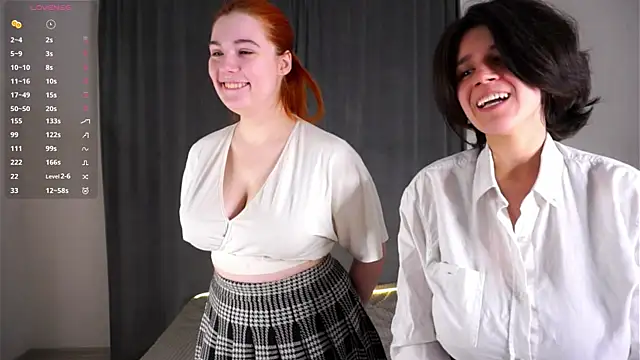 LenoreOlevera online show from March 18, 2026, 6:42 pm