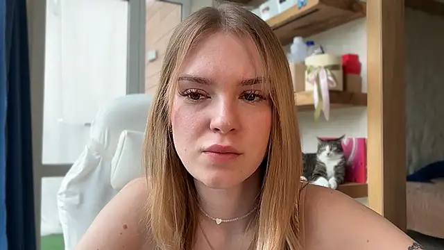 Snapshot of cyberl0ve_ chatting on May 29, 2026, 12:55 pm cyberl0ve online show from May 29, 2026, 12:55 pm