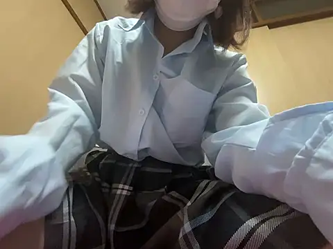 airi-ai0302 online show from May 3, 2026, 6:22 pm