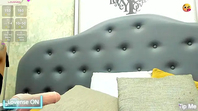 Snapshot of Steissy_cossio chatting on March 2, 2026, 2:35 pm Steissy cossio online show from March 2, 2026, 2:35 pm