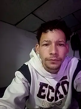 Snapshot of Goriluzdelam chatting on April 5, 2026, 2:51 am Goriluzdelam online show from April 5, 2026, 2:51 am