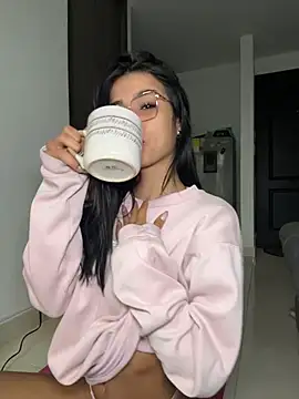 Bella Smithe online show from March 8, 2026, 12:41 pm