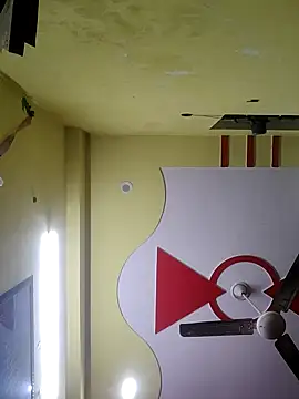 areee214 online show from March 13, 2026, 4:56 pm