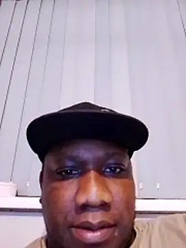 Deluxecrush online show from April 18, 2026, 2:36 am