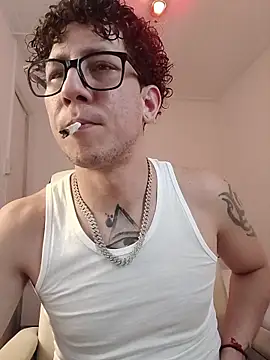 TitanNoir online show from March 9, 2026, 9:13 am