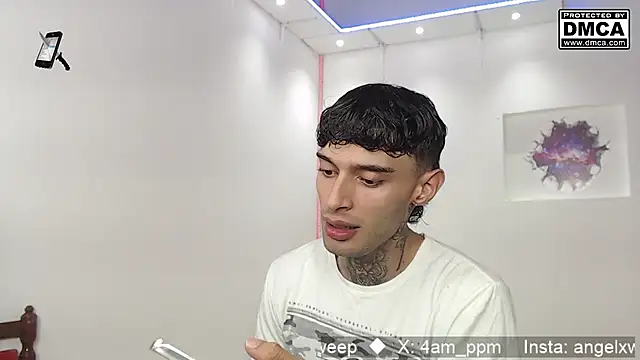 yourxcyberxangel online show from April 9, 2026, 11:00 pm