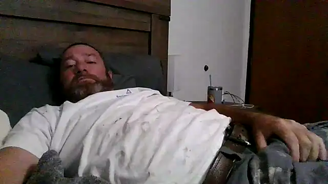 Snapshot of Beaededpainter chatting on June 25, 2026, 7:08 pm Beaededpainter online show from June 25, 2026, 7:08 pm