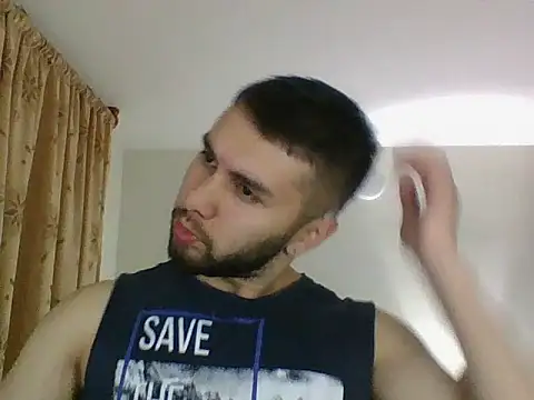 Snapshot of liam-lewis chatting on March 5, 2026, 12:40 am liam-lewis online show from March 5, 2026, 12:40 am