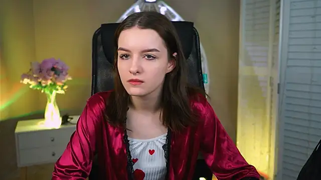 KellieBanshe online show from March 17, 2026, 4:04 am