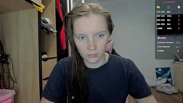 Snapshot of Mary_Blu chatting on September 18, 2025, 9:56 am Mary Blu online show from September 18, 2025, 9:56 am