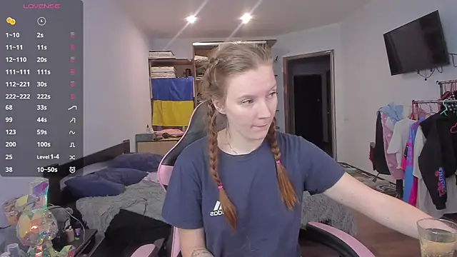 Snapshot of Mary_Blu chatting on November 29, 2025, 10:48 am Mary Blu online show from November 29, 2025, 10:48 am