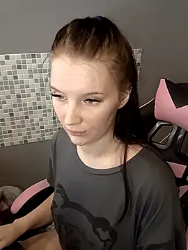 Snapshot of Mary_Blu chatting on March 17, 2025, 12:21 am Mary Blu online show from March 17, 2025, 12:21 am