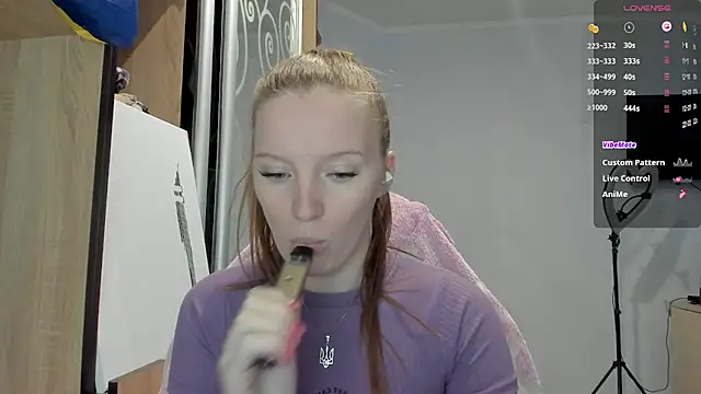 Snapshot of Mary_Blu chatting on October 24, 2025, 8:46 am Mary Blu online show from October 24, 2025, 8:46 am