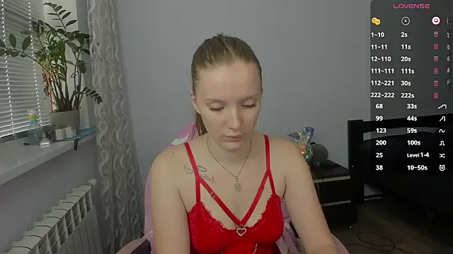 Snapshot of Mary_Blu chatting on October 30, 2025, 9:51 am Mary Blu online show from October 30, 2025, 9:51 am