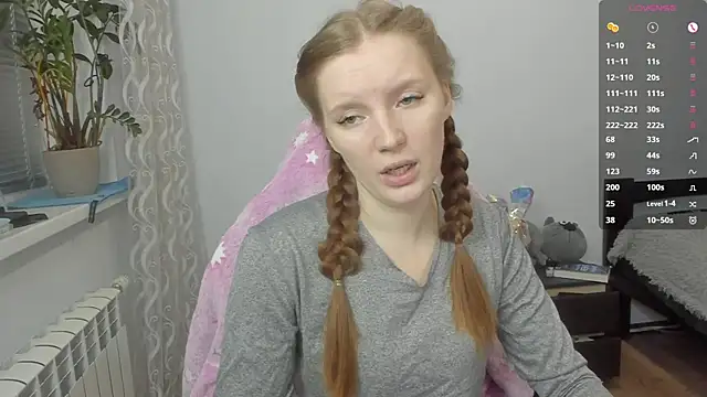 Snapshot of Mary_Blu chatting on October 28, 2025, 2:05 pm Mary Blu online show from October 28, 2025, 2:05 pm