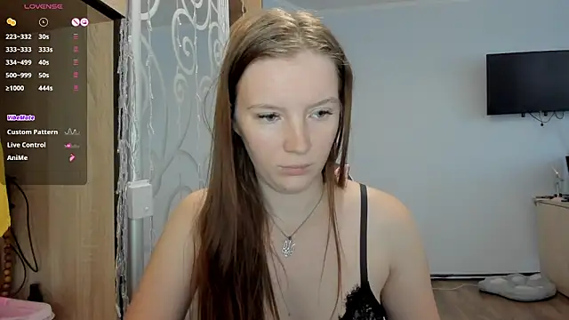 Snapshot of Mary_Blu chatting on September 9, 2025, 7:40 am Mary Blu online show from September 9, 2025, 7:40 am