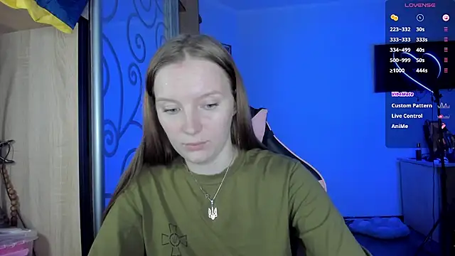 Snapshot of Mary_Blu chatting on October 15, 2025, 7:11 pm Mary Blu online show from October 15, 2025, 7:11 pm