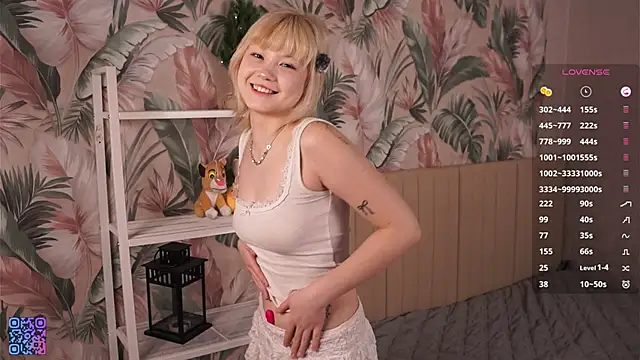 MarjoryHowlingwolf online show from April 14, 2026, 6:35 pm