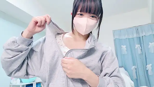 Snapshot of Hime_na chatting on July 8, 2026, 1:12 pm Hime na online show from July 8, 2026, 1:12 pm
