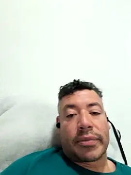 aztherockman online show from April 4, 2026, 12:34 pm