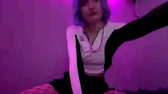 Snapshot of PeachyLuna chatting on March 2, 2026, 5:20 pm PeachyLuna online show from March 2, 2026, 5:20 pm