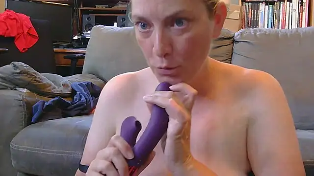 Snapshot of MistyMountains96 chatting on June 29, 2026, 7:02 pm MistyMountains96 online show from June 29, 2026, 7:02 pm