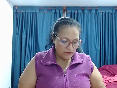  BellaNocturna online show from March 27, 2026, 3:26 am