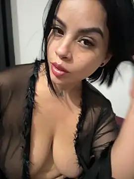 Snapshot of AriannaSmyth chatting on June 14, 2026, 10:38 am AriannaSmyth online show from June 14, 2026, 10:38 am