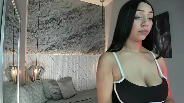 Esmeralda  18 online show from April 10, 2026, 7:54 pm