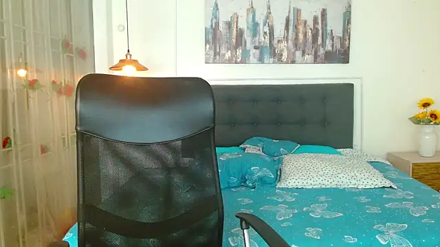 samanthachop online show from April 4, 2026, 1:50 pm