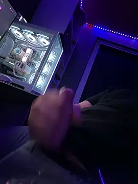 Snapshot of geilerhengst4487 chatting on March 2, 2026, 7:54 pm geilerhengst4487 online show from March 2, 2026, 7:54 pm