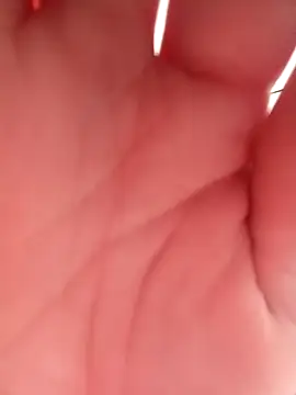 Baby Pink Love online show from April 9, 2026, 5:08 pm