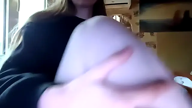 pinkpinkpinkpinkdoll online show from April 12, 2026, 12:08 pm