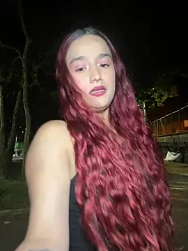 Snapshot of isabella_ferrer99 chatting on March 4, 2026, 5:04 am isabella ferrer99 online show from March 4, 2026, 5:04 am