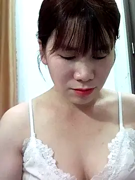 Bondgirl 9 online show from May 30, 2026, 5:07 pm