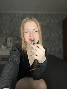 KayShaw online show from April 10, 2026, 5:25 am