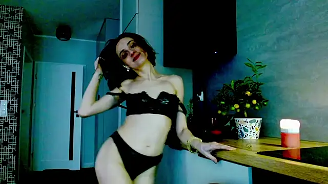 misssweet online show from May 16, 2026, 1:59 am