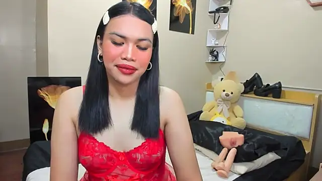 hugecelestina online show from April 8, 2026, 1:29 am