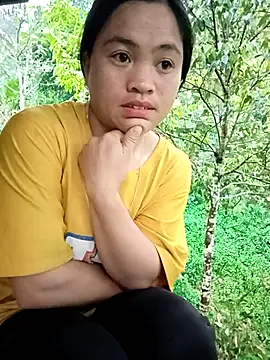 Snapshot of Mayxinh_love chatting on May 17, 2026, 11:27 pm Mayxinh love online show from May 17, 2026, 11:27 pm
